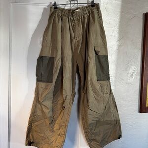 The Frankie Shop Olive/Tan Cargos
